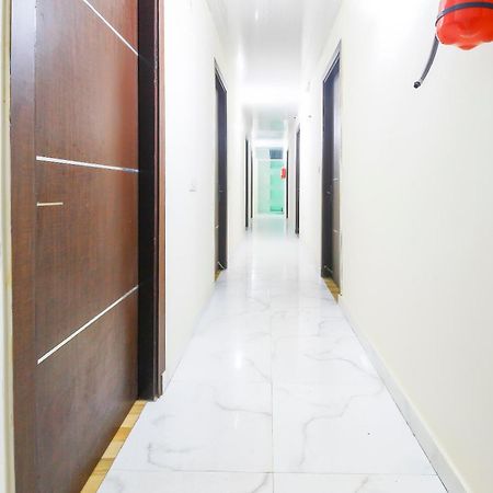 Hotel O Ansh Residency Delhi Kültér fotó