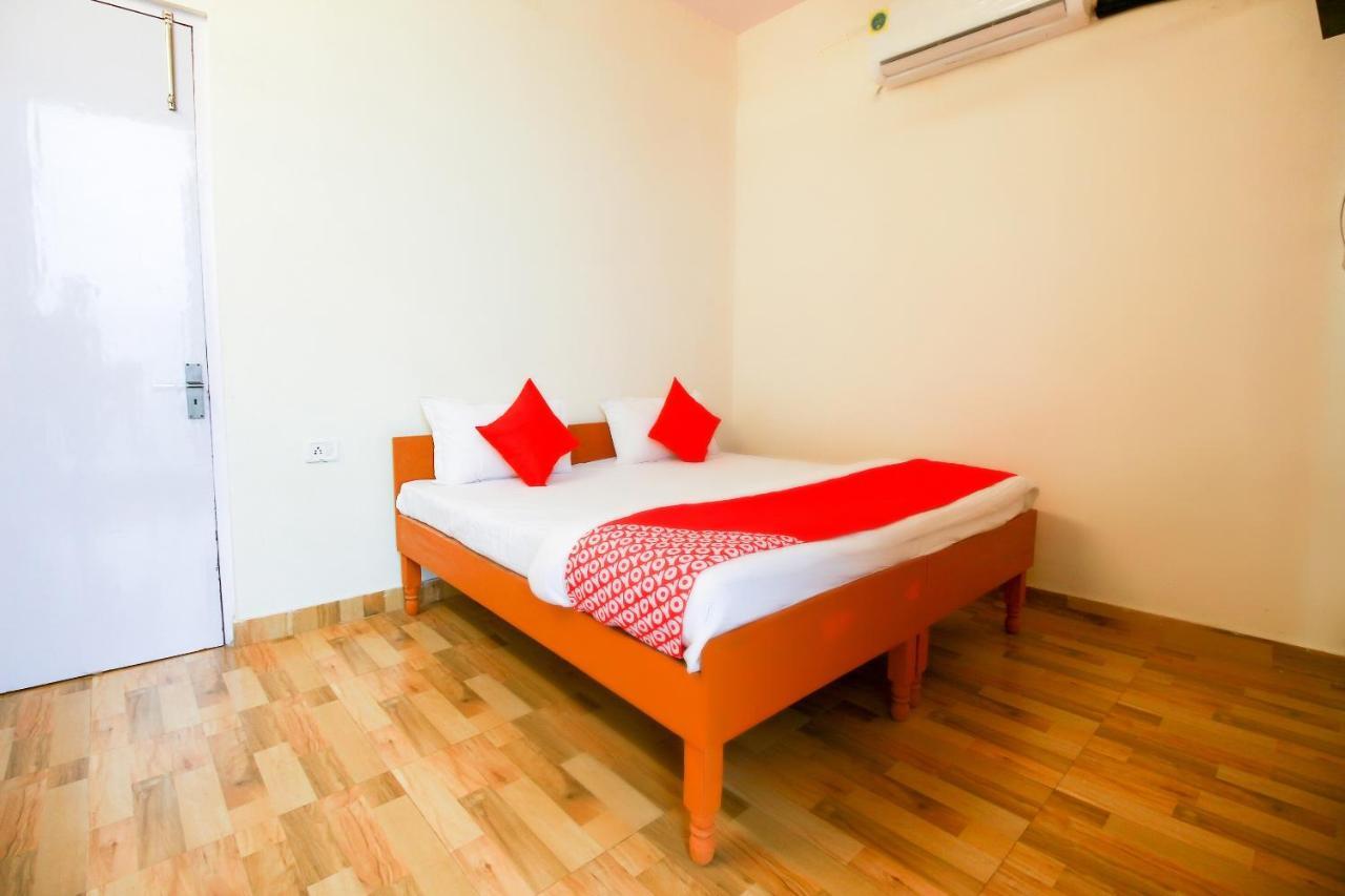 Hotel O Ansh Residency Delhi Kültér fotó