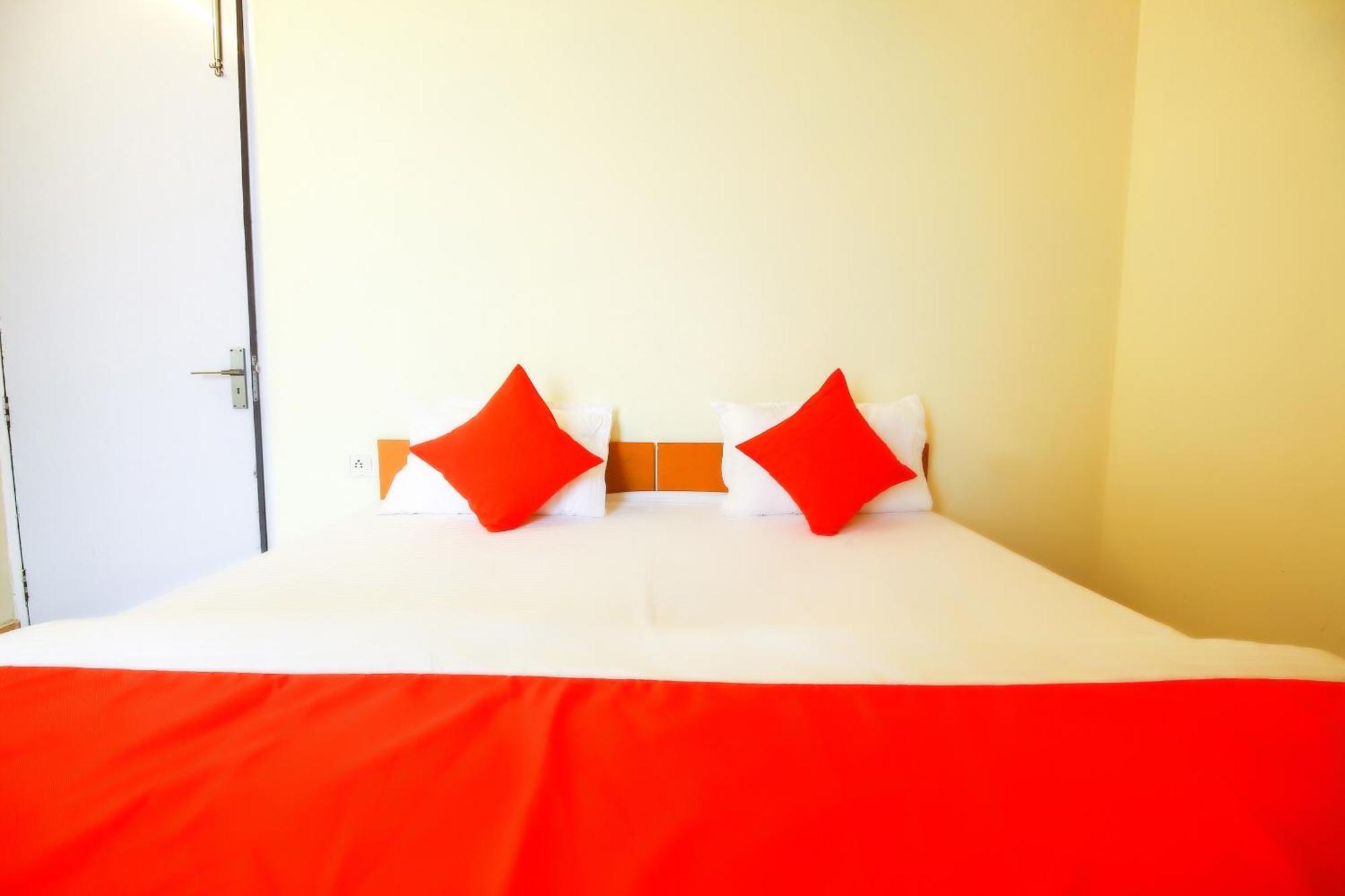 Hotel O Ansh Residency Delhi Kültér fotó